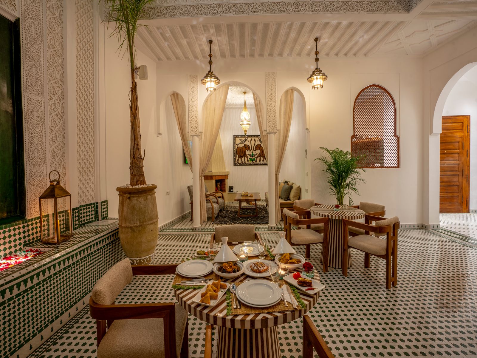 Riad Dar Al Famila Restaurant